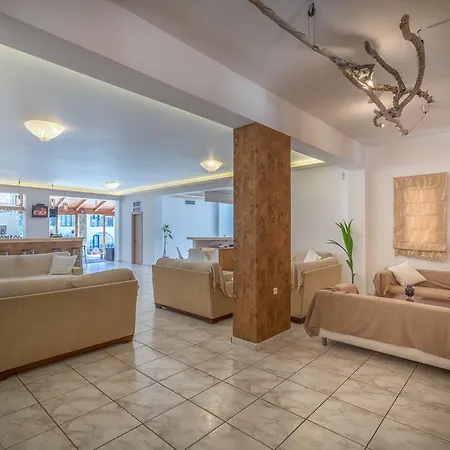 Hotel Arion Tragaki