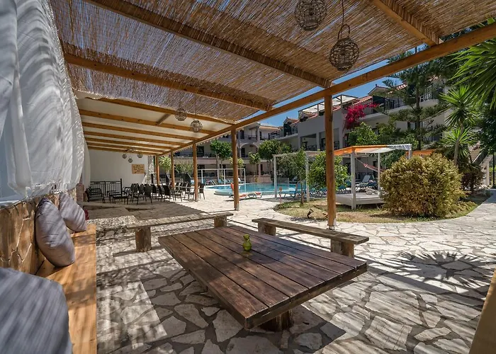 Hotel Arion Tragaki